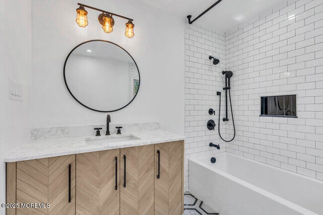 Building Photo - 34 Birmingham Dr