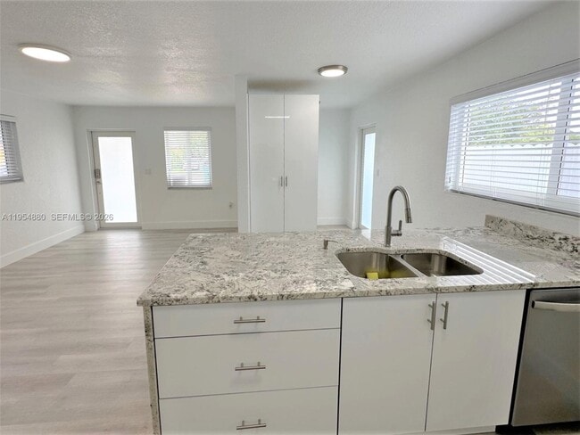 Building Photo - 11230 SW 5th St