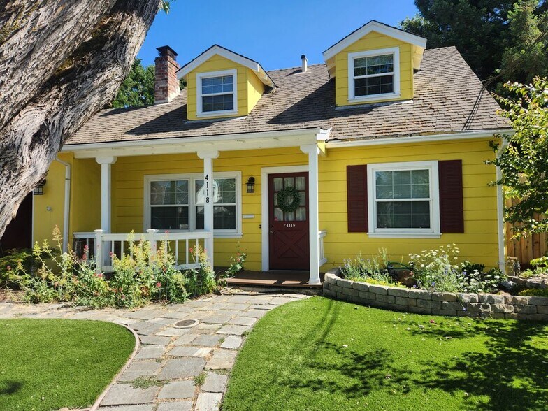 Primary Photo - 4118 Cobblestone Dr