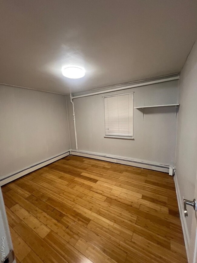 Building Photo - 2532 Fenton Ave