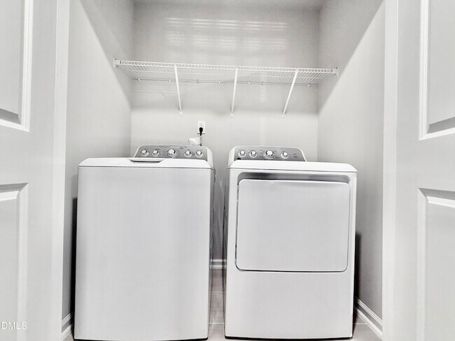 Building Photo - 470 Carolina Spgs Blvd