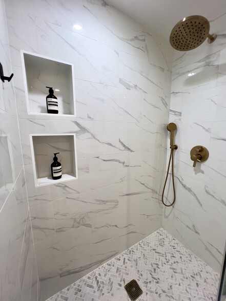 2nd floor bathroom - 1339 26th St