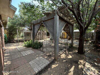Building Photo - 8113 Sherman Ave