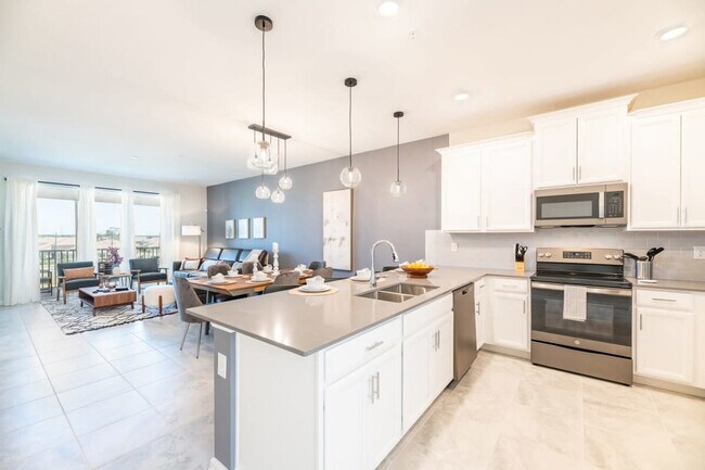 Building Photo - 1131 Challenge Dr