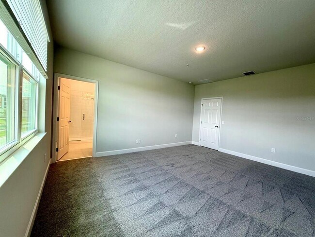 Building Photo - 377 Belmond Dr