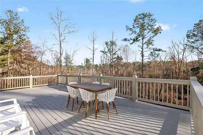 Building Photo - 241 Nacoochee Dr