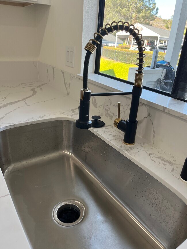 Building Photo - 10845 Scripps Ranch Blvd