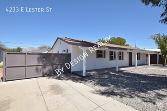 Building Photo - 4233 E Lester St