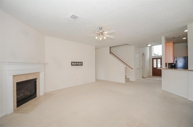 Building Photo - 25835 Orchard Knoll Ln