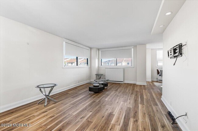 Building Photo - 675 Ocean Ave N