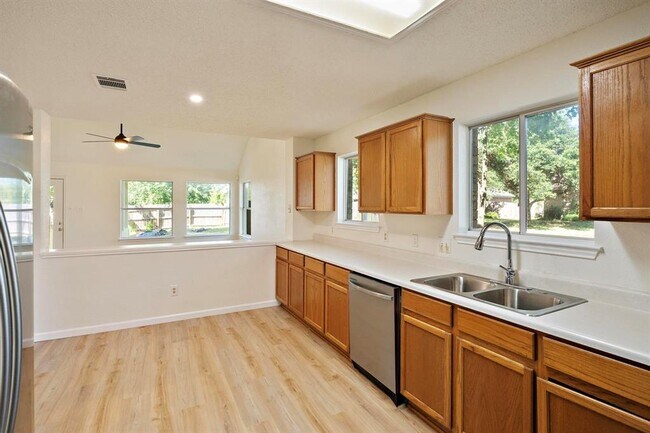 Building Photo - 1201 Marigold Way