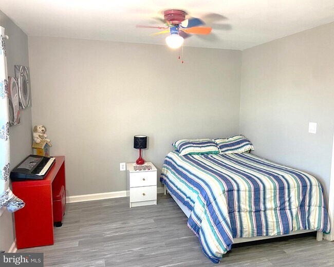 Building Photo - 83 Fuzzy Tail Dr