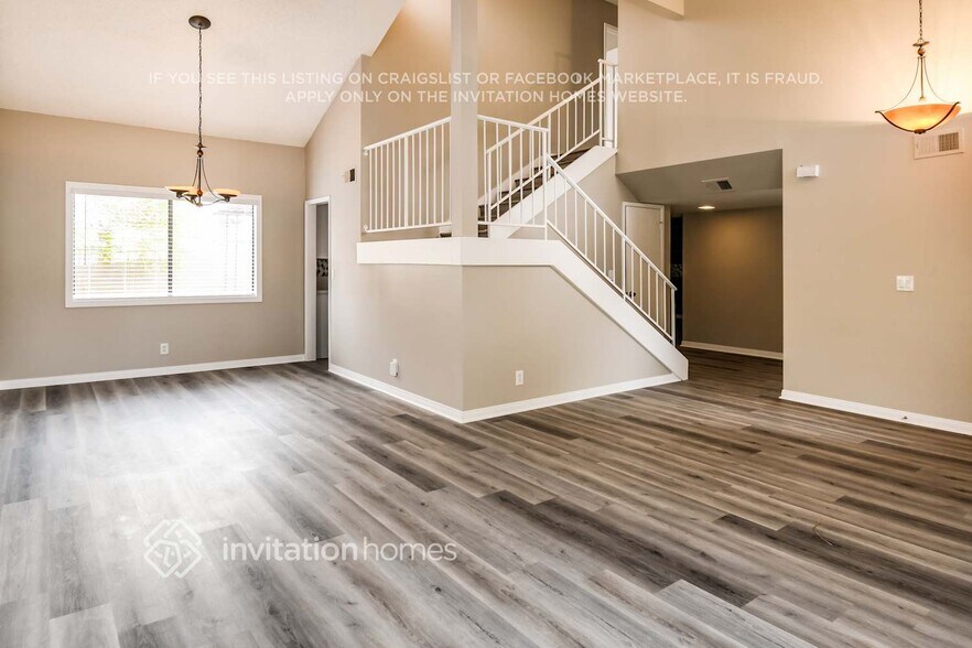 Building Photo - 390 Norlina Ct