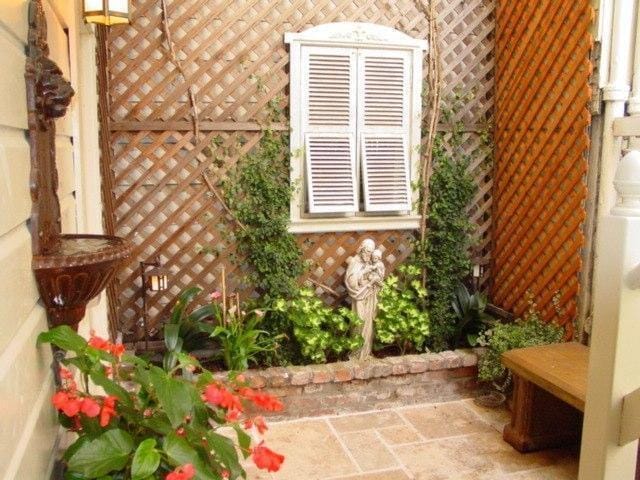 Building Photo - 408 Lombard St