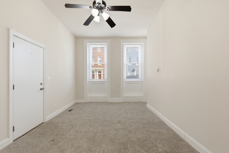 Building Photo - 910 N Arlington Ave