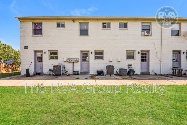 Building Photo - 4111 Kinsley Ave