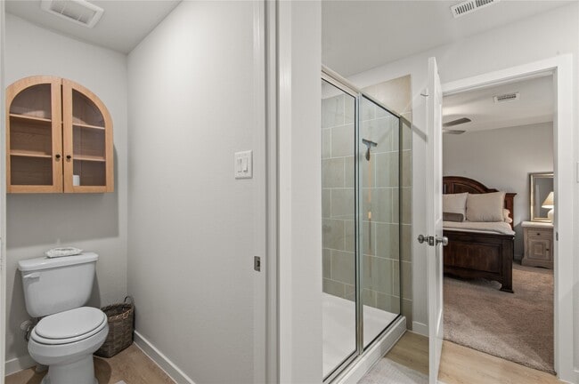 Building Photo - 123 Alset Dr
