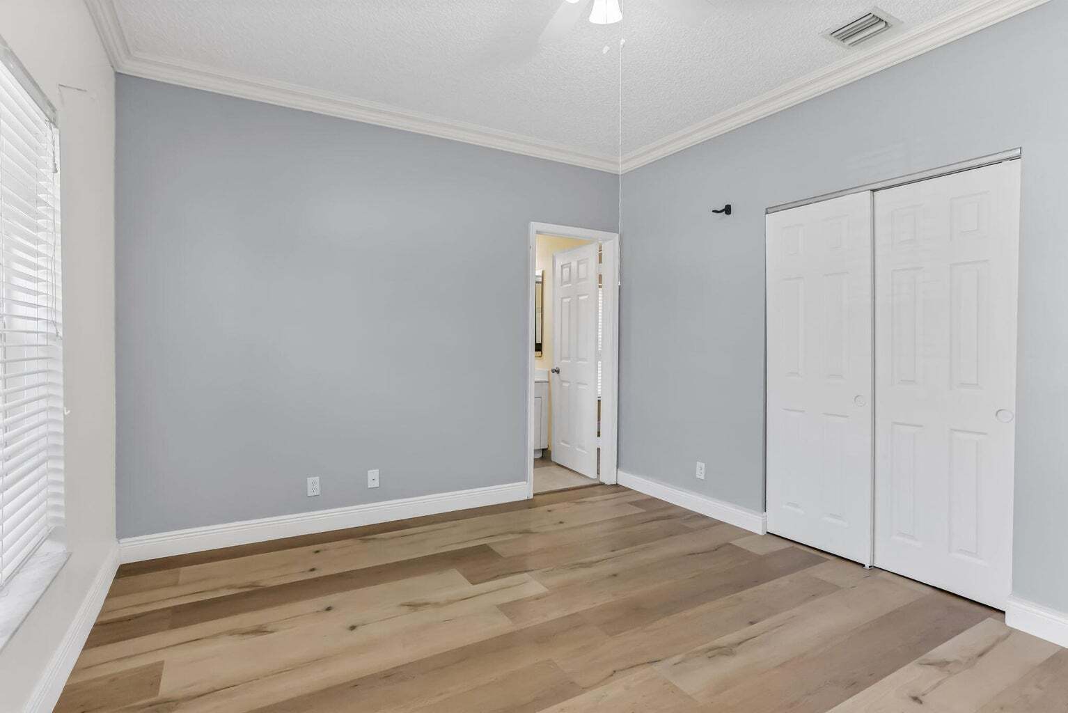 Building Photo - 7607 Colony Lake Dr