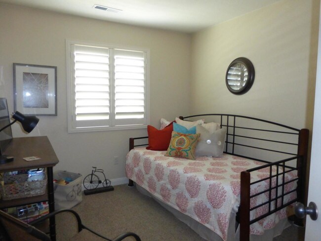 Bedroom #3 - 370 1425 N St