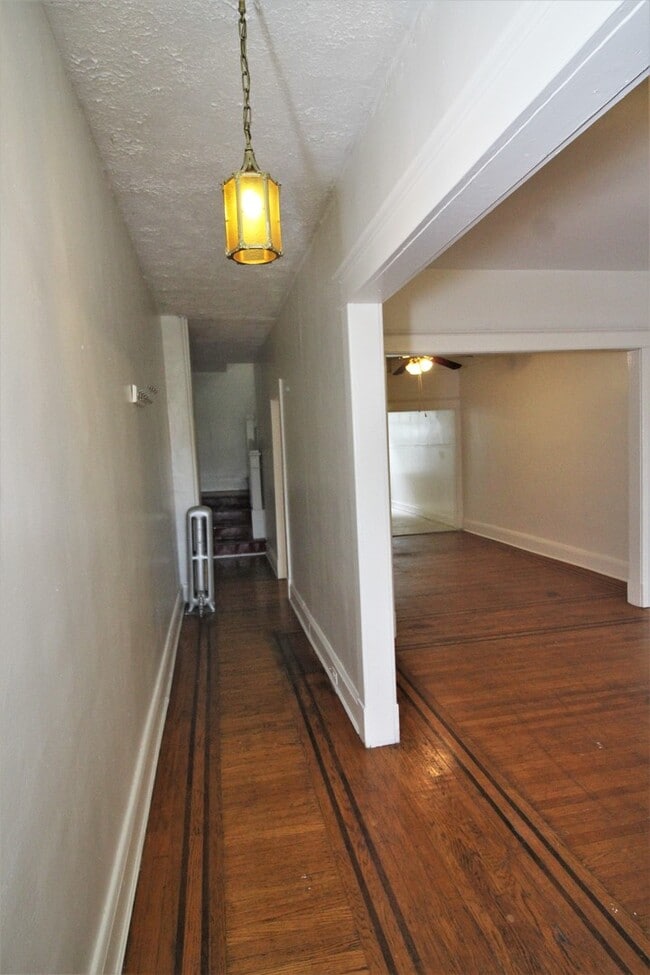 Building Photo - 2026/2027 JHU Off-Campus 3bd/1ba Rowhouse ...