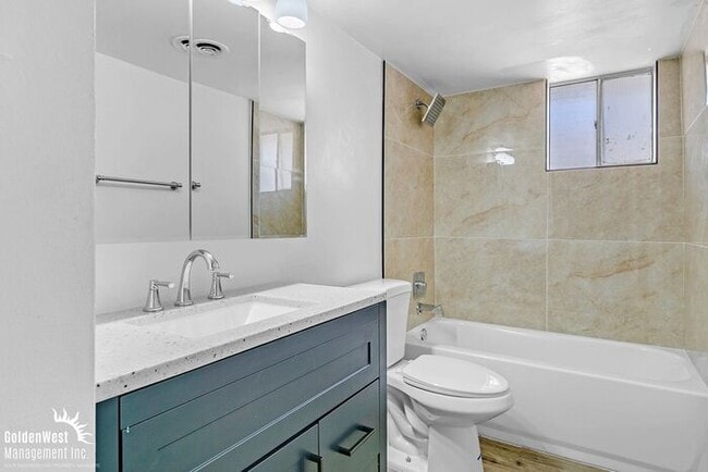 Building Photo - Updated 2Bdm 1Ba in Apartment Community!