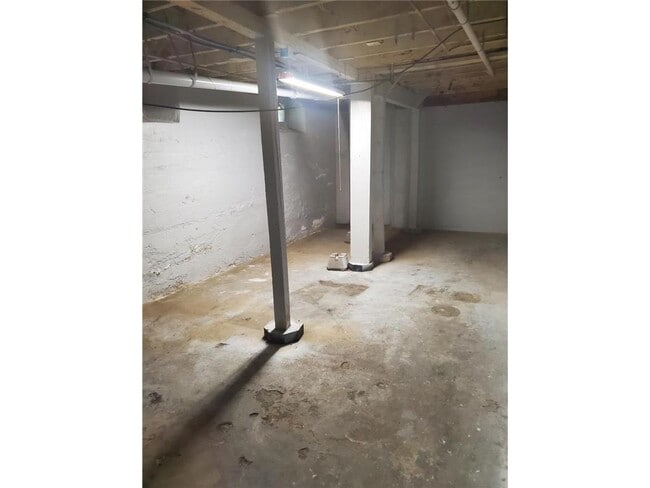 Building Photo - 1133 Beech St
