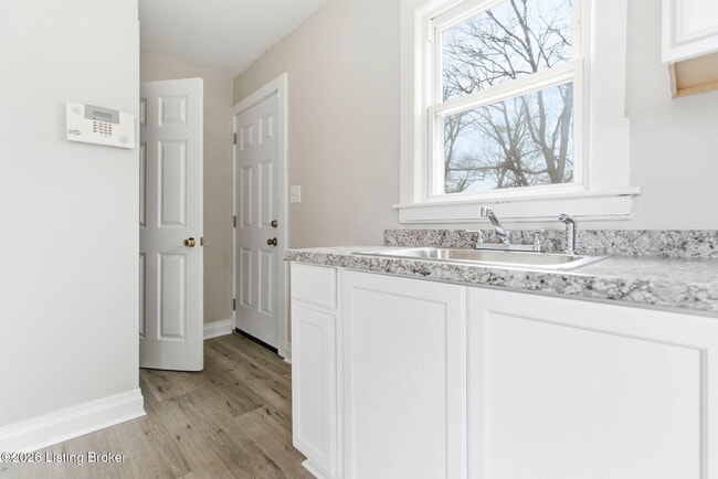 Building Photo - 1119 W Ashland Ave