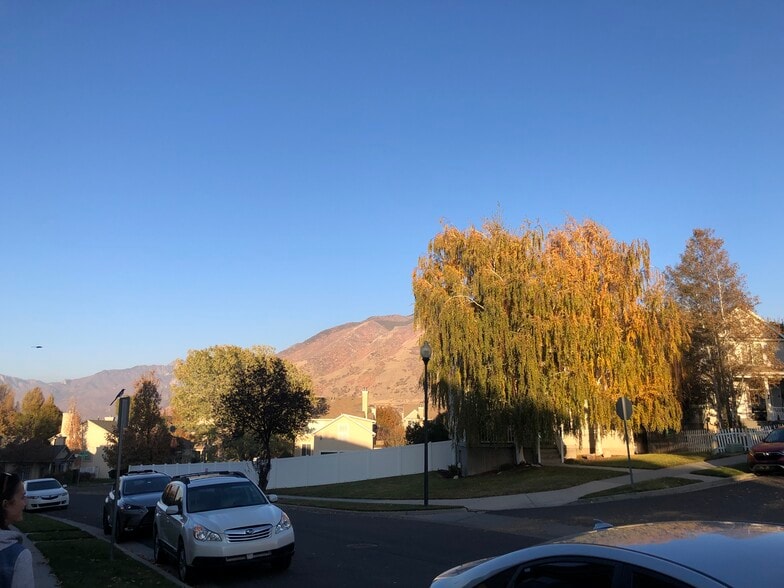 Building Photo - 991 E Senior Band Rd