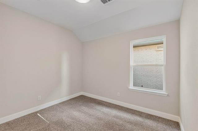 Building Photo - 733 Fencerow Trl