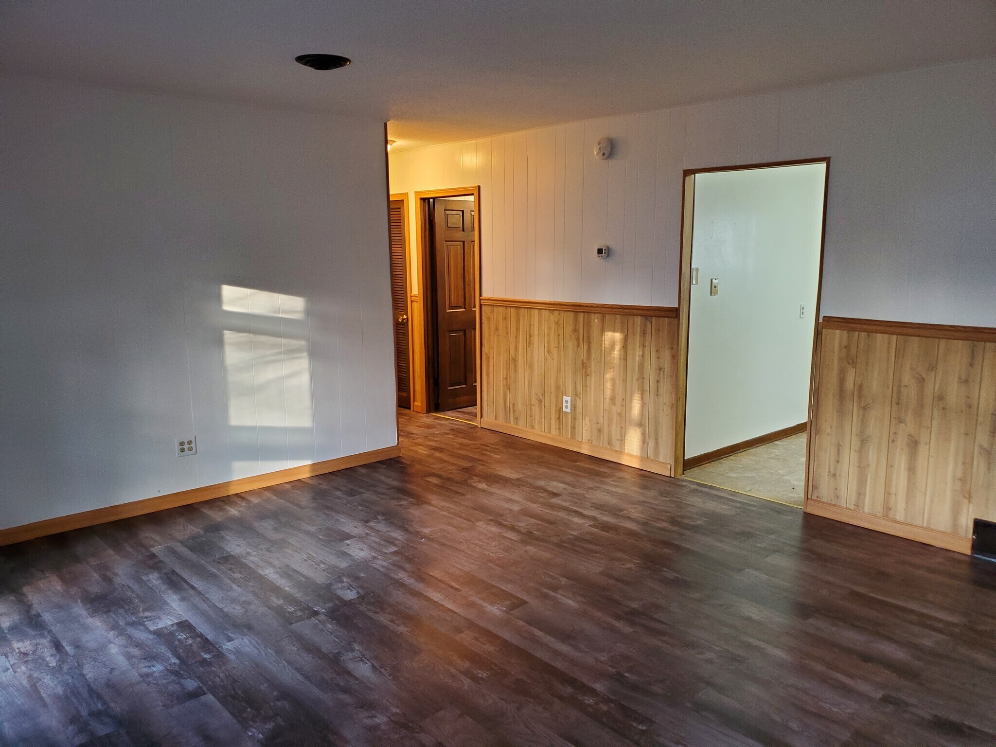 Building Photo - 226 N Nicollet St