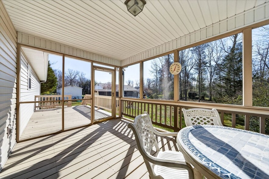 Building Photo - 39 Calloway Dr