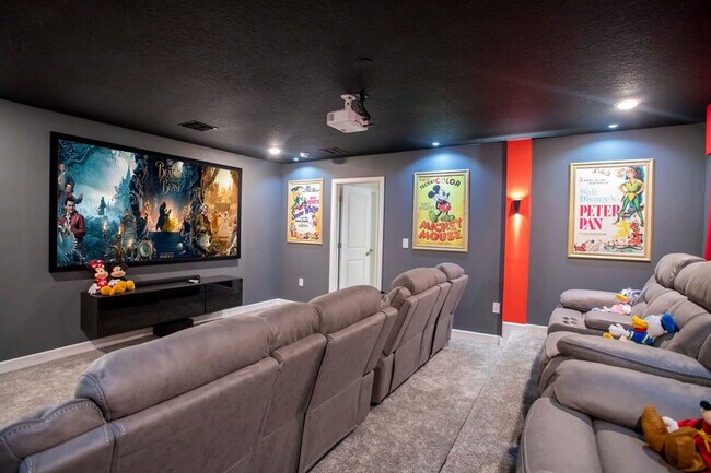 Building Photo - 2713 Bookmark Dr