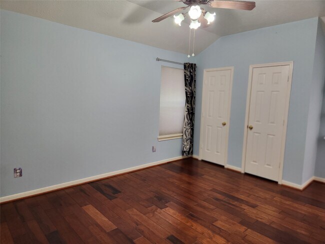 Building Photo - 23611 Desert Gold Dr