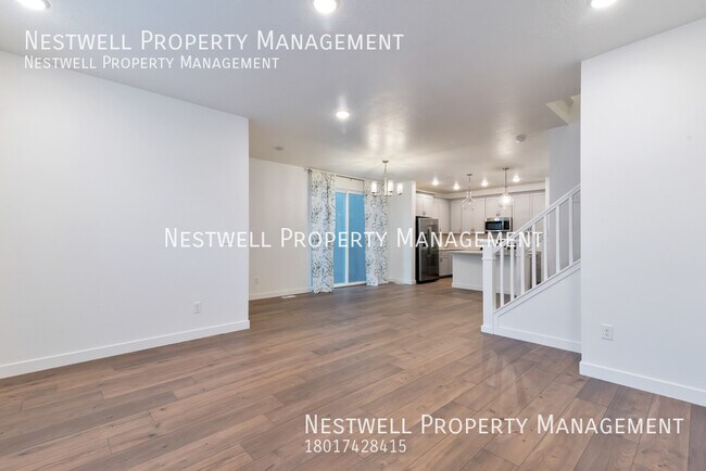 Building Photo - Incredible 3-bed Home in Highland