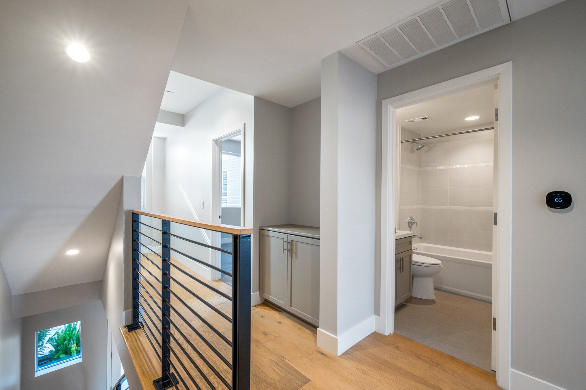 Building Photo - 1920 S Pacific Coast Hwy