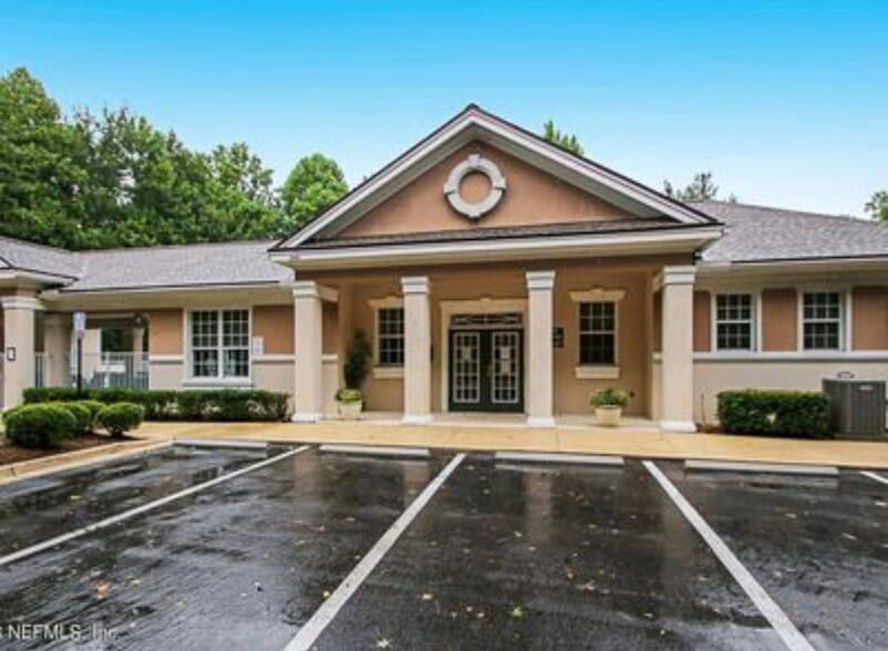 Building Photo - 8601 Beach Blvd