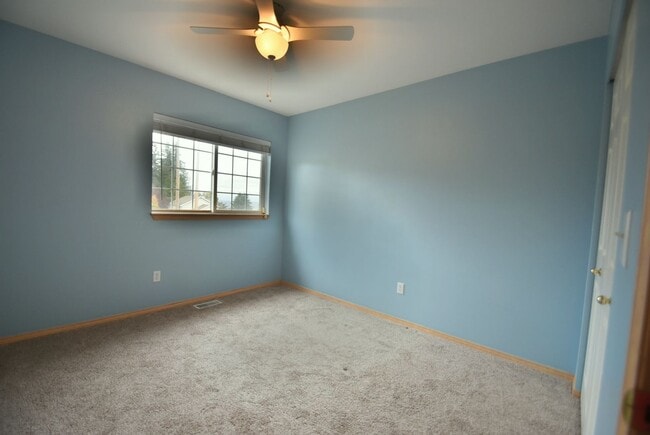 Building Photo - 4Bd/2.5Ba Everett House