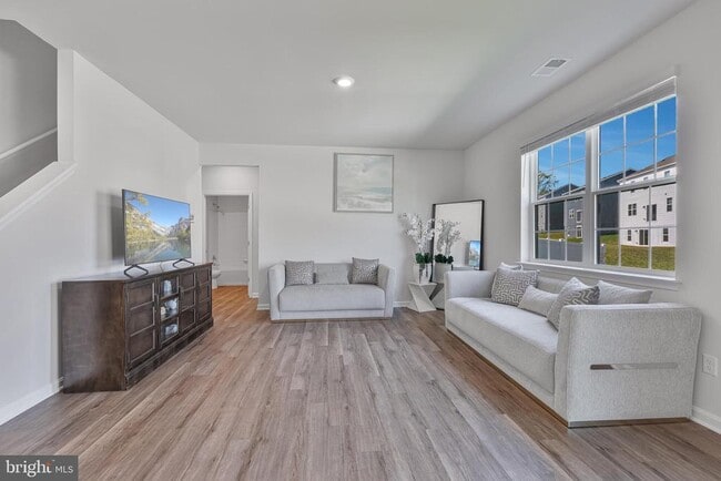 Building Photo - 187 Gatehouse Pl