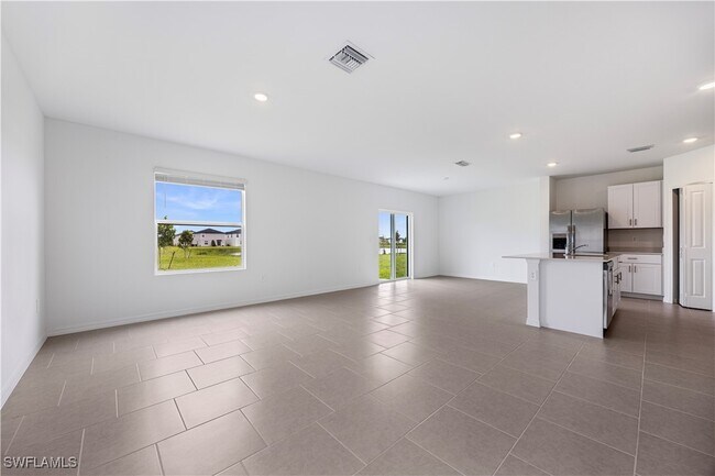 Building Photo - 4011 San Felice Ln