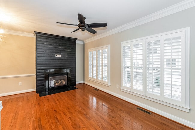 Building Photo - 87 Heron Lane