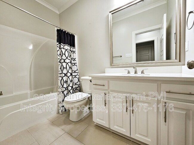 Building Photo - 30195 Sanctuary Blvd