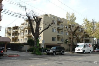 Building Photo - 2000 Durant Ave