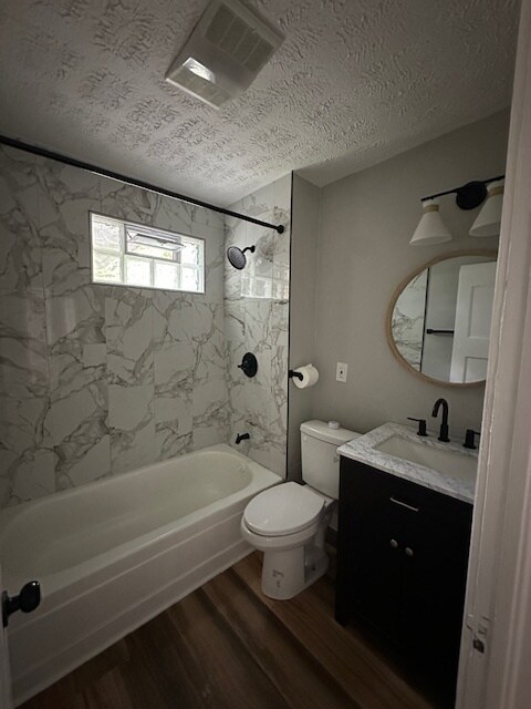 2nd story bathroom - 3081 E Derbyshire Rd
