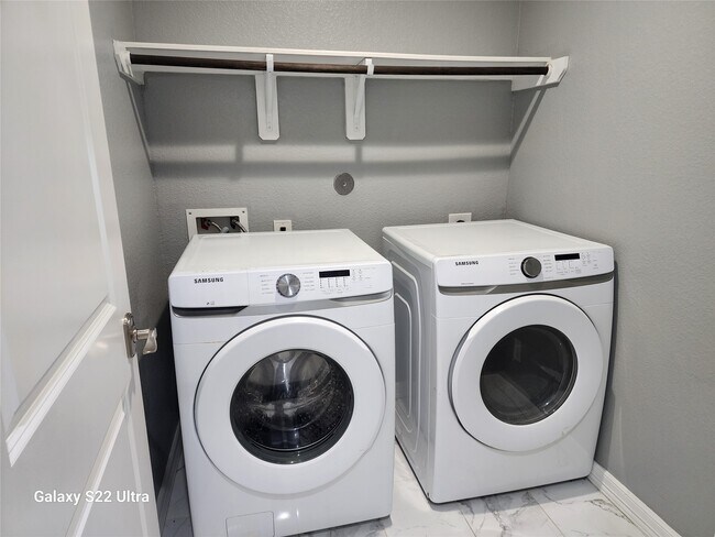 Building Photo - 21007 Whitehaven Bluff Trail