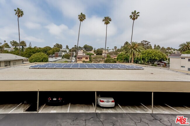 Building Photo - 2311 4th St