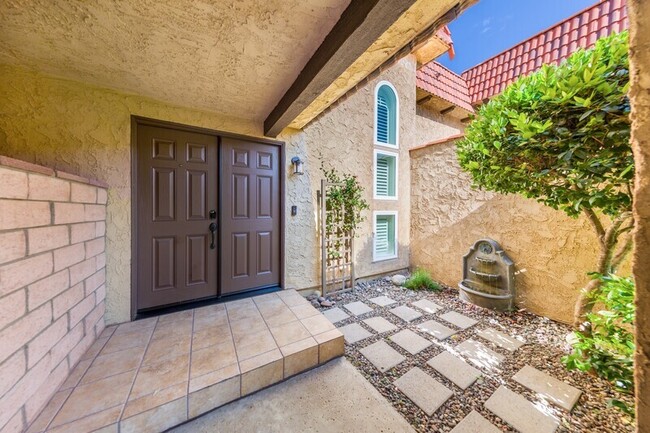 Building Photo - 39945 Santa Fe Way