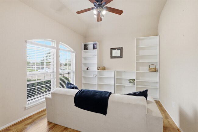 Building Photo - 23207 Verona View Ln