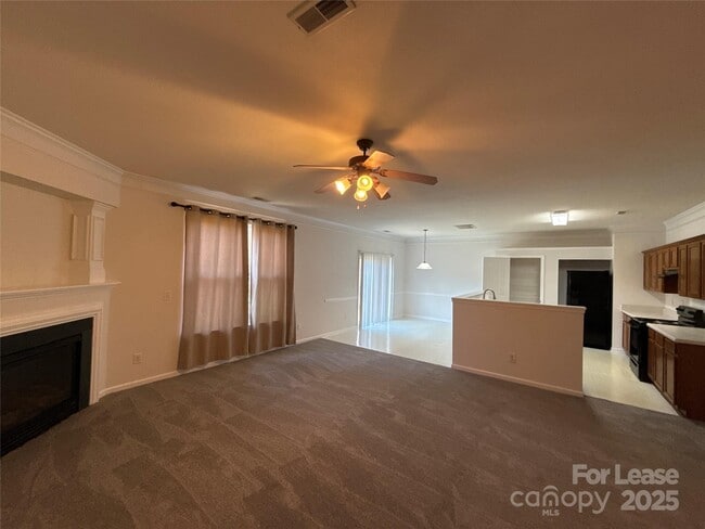 Building Photo - 2807 Forest Grove Ct