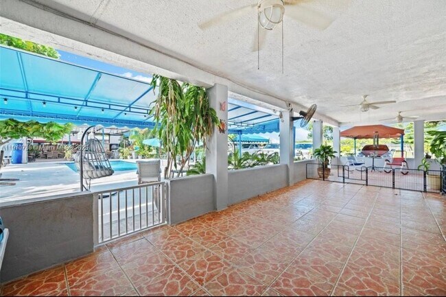 Building Photo - 20235 SW 172nd Ave