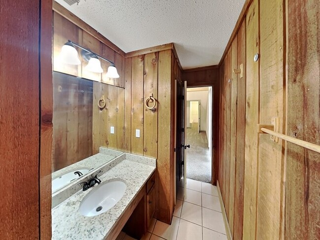 Building Photo - 5415 Stardust Dr